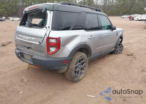 2022 Ford Bronco Sport Badlands z USA, uszkodzony, nr VIN 3FMCR9D98NRD33176